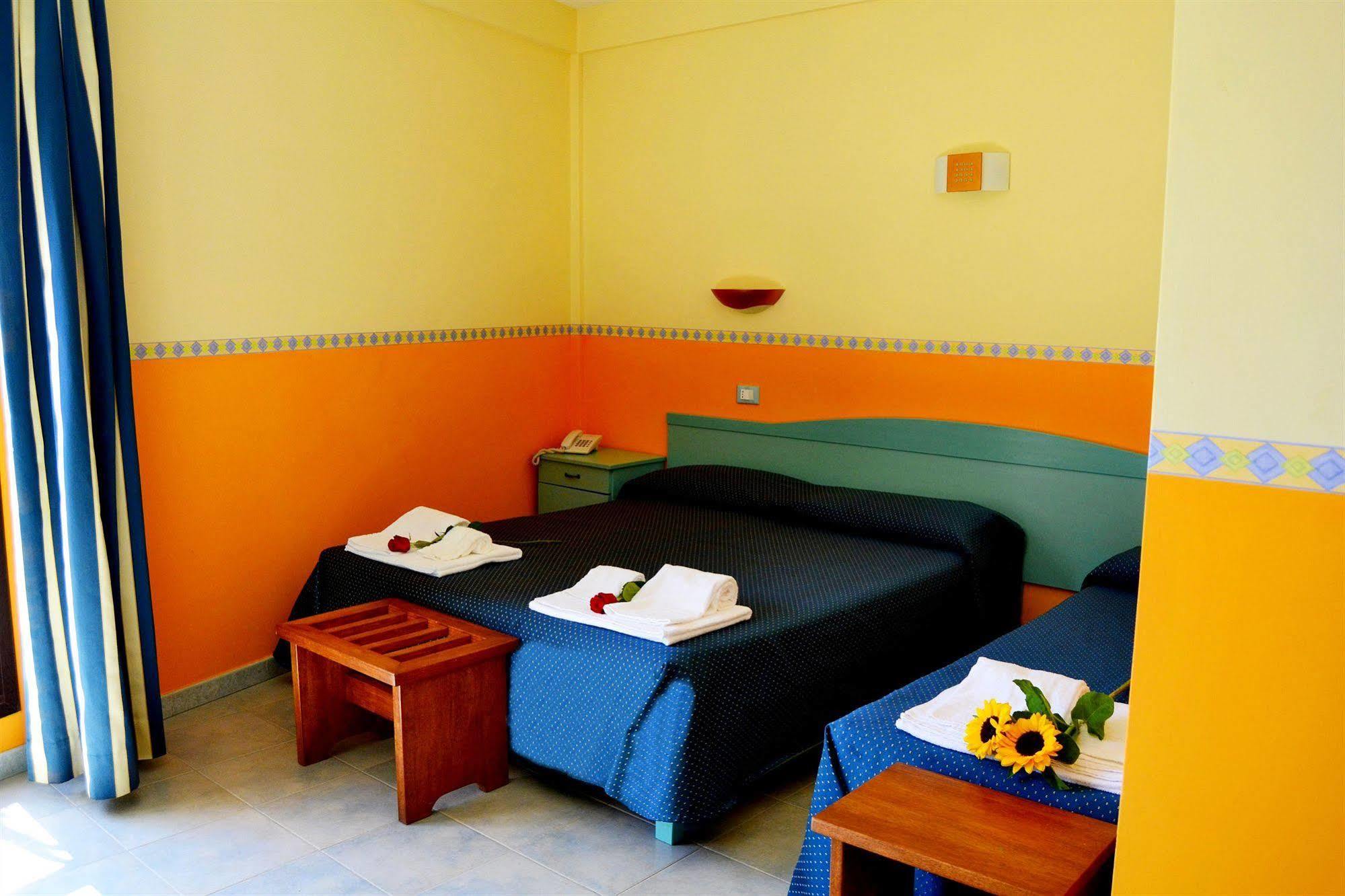 Hotel Costa Antiga Castelsardo Eksteriør billede
